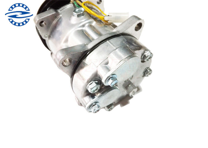  EC210 Excavator Spare Parts Air Condition Compressor 220V / 380V